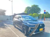 Toyota Veloz TOP 2022 Đen 46553 km