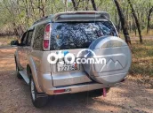 Ford Everest 2009 230000 km Vàng cát