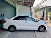 KIA Soluto 2019 Deluxe Trắng