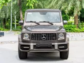 Xe 5 chỗ ngồi, dẫn động 4 bánh mạnh mẽ