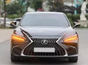 Lexus ES 250 2023