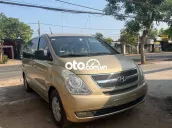 Hyundai Starex 2010 Vàng cát