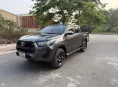 Toyota Hilux 2021 tại Bình Dương