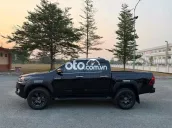 Toyota Hilux 2024 4x2 AT Đen