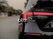 Honda Civic 2023 DKLĐ 01/2024 RS Đen 12.000km