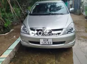 Toyota Innova Bạc Số sàn