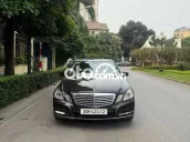 Mercedes-Benz E300 Nâu 5 chỗ