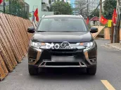 Outlander 2023 Premium 2.0 CVT - cần bán