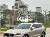 Volvo XC60 2023 B6 23000 km Vàng cát