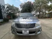 Toyota Hilux 2014 Số sàn Bạc