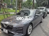 VinFast Lux A2.0 Xám 35068 km