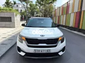 Kia Seltos Deluxe 2020 Trắng 58000km - Xe gia đình