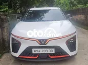 Xe điện VinFast VF7 Eco 2025 Trắng