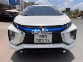 Mitsubishi Xpander Trắng 7 chỗ