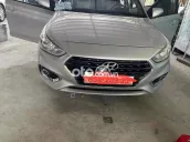 Hyundai Accent Số sàn Bạc