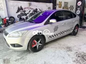 Ford Focus 2011 Tự động 137000 km Bạc