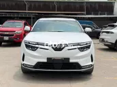 Cần Bán Xe VinFast VF8 Plus 2023 Trắng SDI