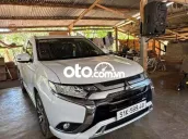 Mitsubishi Outlander 2023 Trắng 32000 km