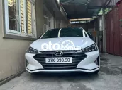 Hyundai Elantra 2019 2.0 AT - 50000 km