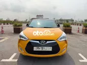 Hyundai Veloster màu Vàng