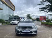 Mercedes C200 2011 Xám