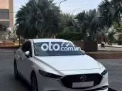 Mazda 3 Luxury 2022 Trắng 33000 km