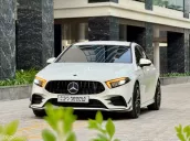 Nội thất đen sang trọng, giá tốt liên hệ em