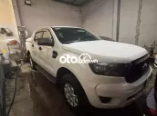 Ford Ranger XLS Trắng