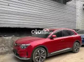 Xe điện VinFast VF8 Plus 2023 màu Đỏ