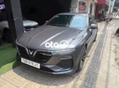 VinFast Lux A2.0 2022 Xám