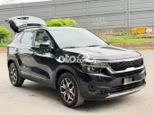 Kia Seltos 2023 Luxury Đen 5 vạn