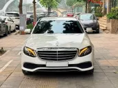 Mercedes-Benz E200 2017 tại Hà Nội