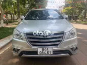 Toyota Innova Bạc
