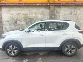 Kia Sonet MT Trắng