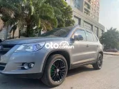 Volkswagen Tiguan 5 chỗ Xám
