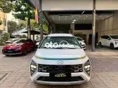Hyundai Stargazer 2022 Cao cấp Trắng