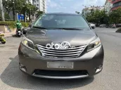 Toyota Sienna Limited 3.5 2015
