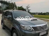 Toyota Fortuner 7 chỗ Xám