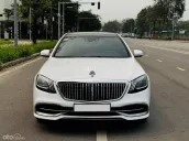 Sedan cao cấp màu trắng nội thất nâu