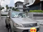 Ford Escape 2009 Vàng cát 32.000km