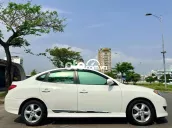 Hyundai Avante 2011 Trắng