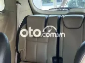 Kia Sedona 7 chỗ màu Nâu