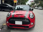 Xe đẹp chủ đi giữ gìn