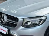 Xe đẹp chủ đi giữ gìn