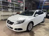 Renault Latitude 2013 Trắng