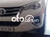 Toyota Fortuner màu Trắng