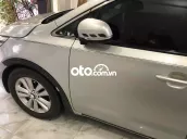 Kia Sedona 2016 máy xăng GATH màu bạc xe nhà
