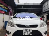 Ford Focus 2012 Trắng Số tự động