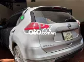 Nissan X-Trail 2018 màu Bạc