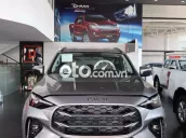 Isuzu MU-X 7 chỗ màu Bạc